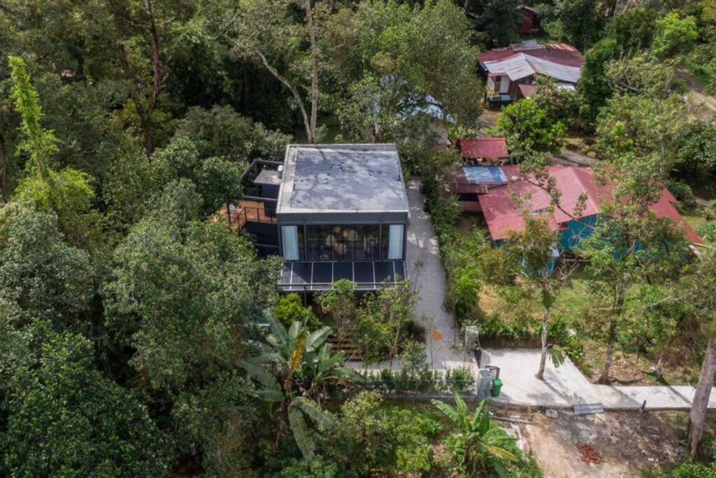 The Estate Hulu Rening - Private Retreat Cabin Batang Kali Dış mekan fotoğraf